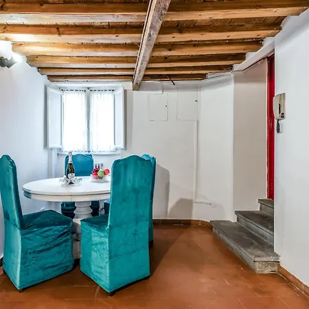 Hoslty-suite L'arancio-enjoy The Historical Center Apartment